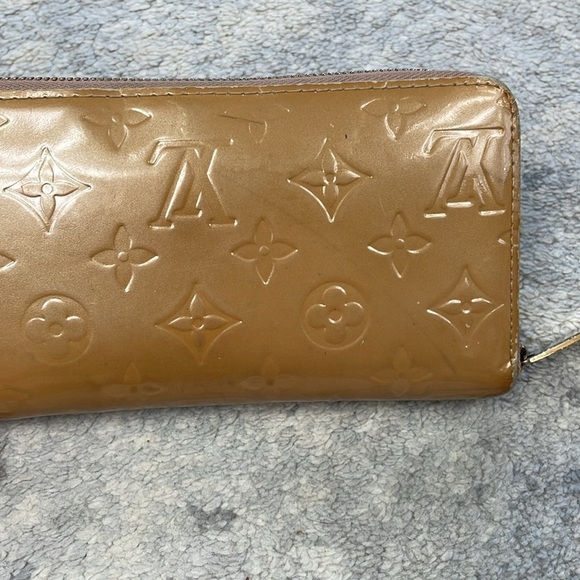 Louis Vuitton Monogram Vernis Beige Tan Zip Around Long Wallet Designer - Picture 4 of 16